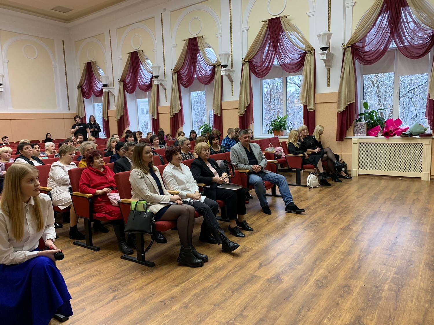 Игорь Иванов поздравил Областной Центр семьи с юбилеем деятельности